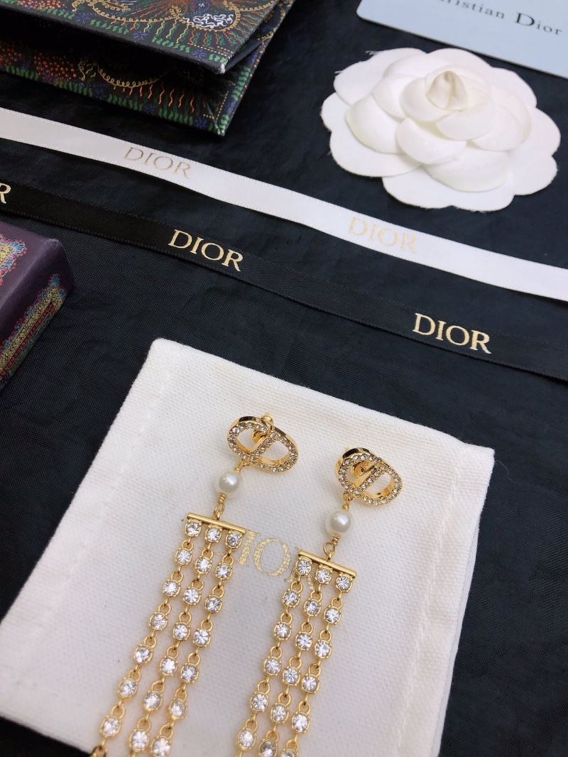 chr1st1an D10r earrings